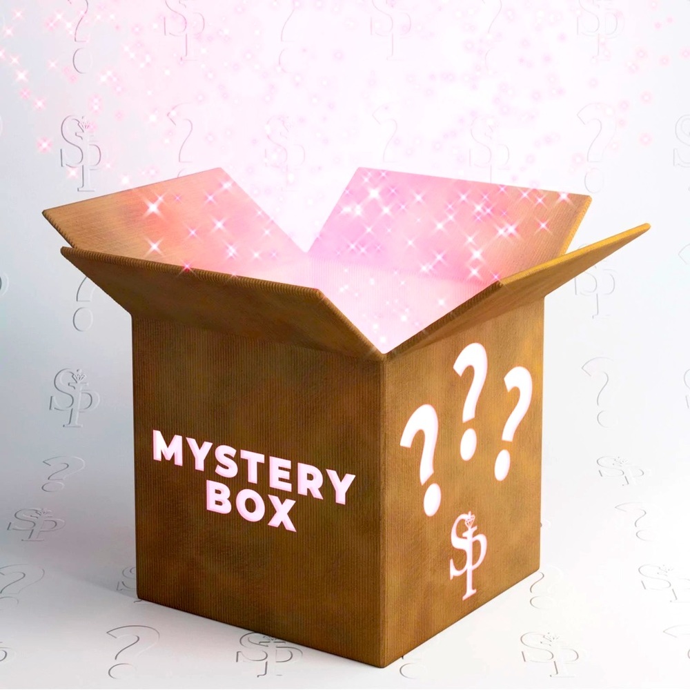 Premium mystery box! Women’s clothing size xs/0